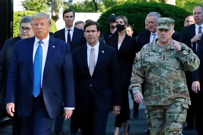 Pentagon Siap Serang Iran: Kami Siap Apapun Presiden Trump Inginkan