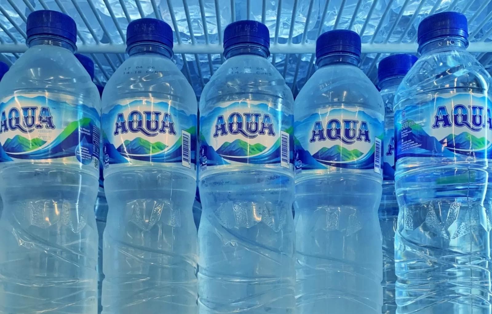 Dibalik Kesegaran Aqua: Benarkah Airnya dari Sumur Bor?